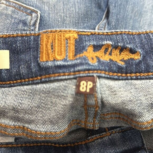 Kut from the Kloth Katy Boyfriend Short Petite Distressed Shorts size 8P - Picture 7 of 9